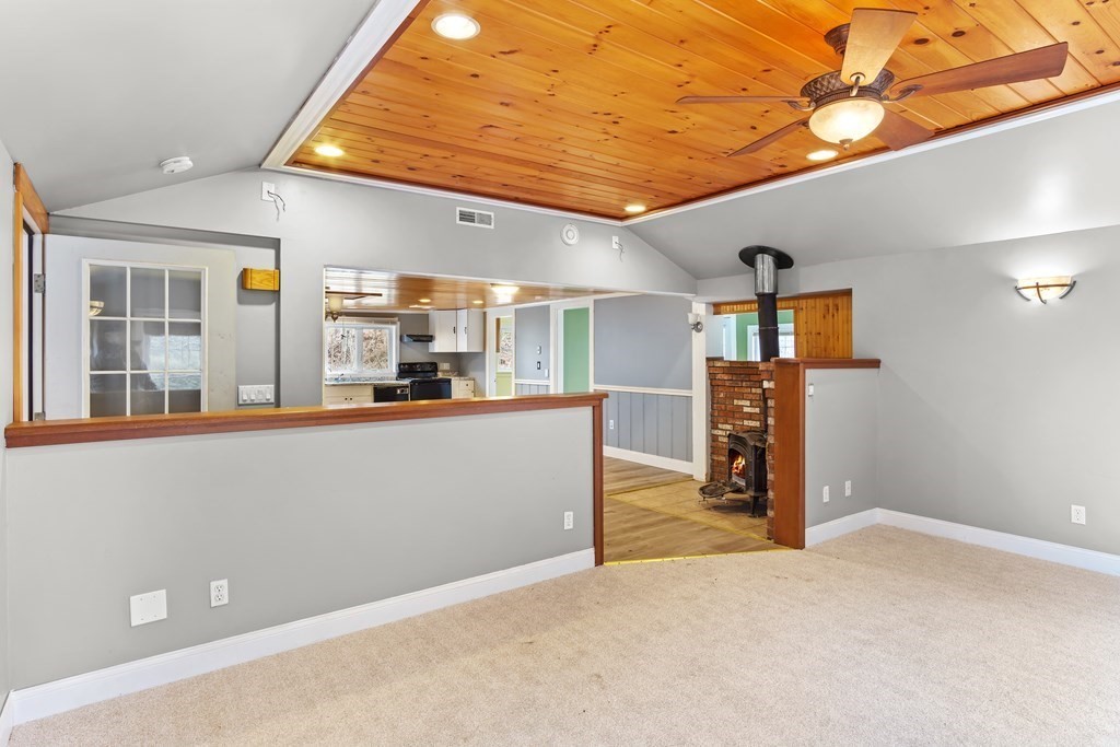 28 Park Road Ashby, MA 01431 - Photo 30 of 36