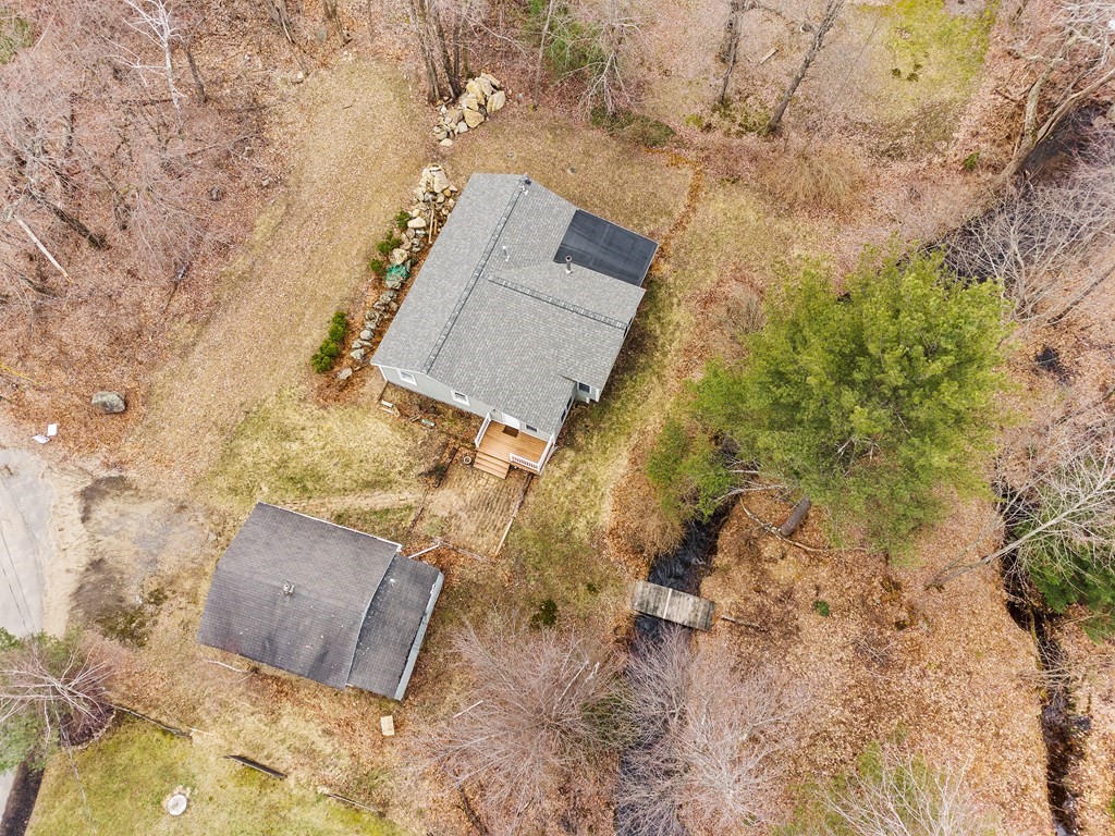 28 Park Road Ashby, MA 01431 - Photo 4 of 36