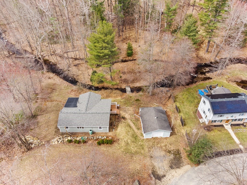 28 Park Road Ashby, MA 01431 - Photo 5 of 36