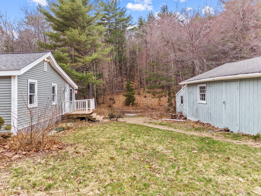 28 Park Road Ashby, MA 01431 - Photo 10 of 36