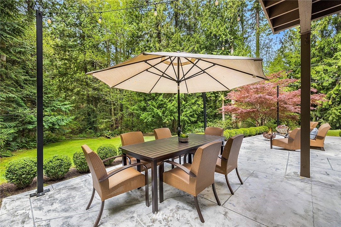 8175 Springridge Road Northeast Bainbridge Island, WA 98110 - Photo 11 of 38 Gallery Image 11