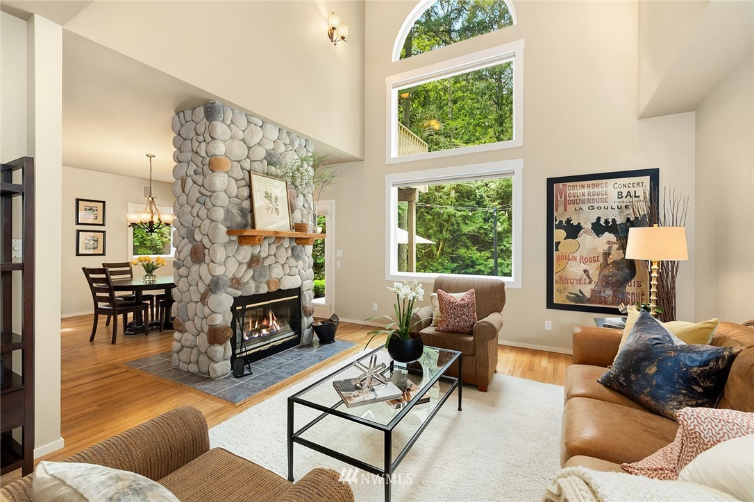 8175 Springridge Road Northeast Bainbridge Island, WA 98110 - Photo 6 of 38 Gallery Image 6