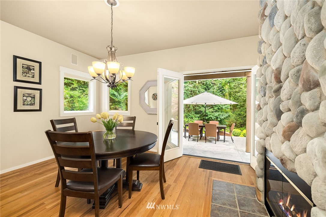 8175 Springridge Road Northeast Bainbridge Island, WA 98110 - Photo 10 of 38 Gallery Image 10