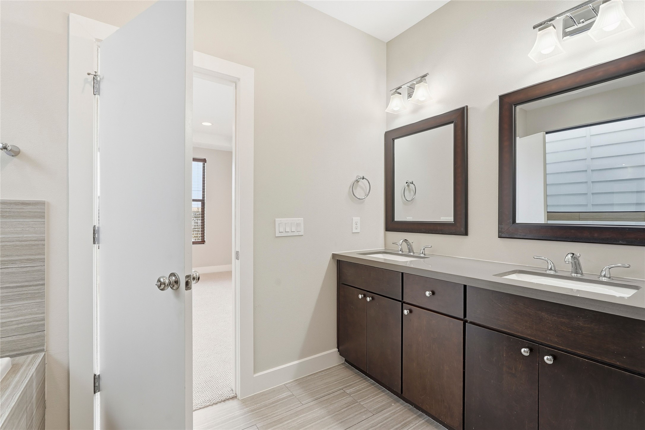 1613 Milby Street, Unit B Houston, TX 77003 - Photo 22 of 25