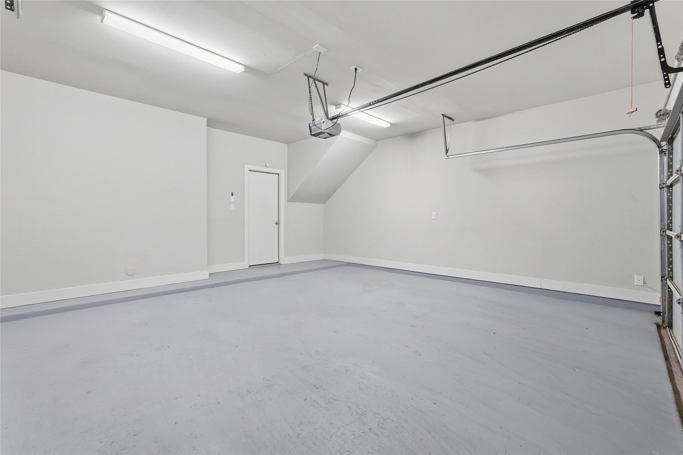 1613 Milby Street, Unit B Houston, TX 77003 - Photo 25 of 25 Garage