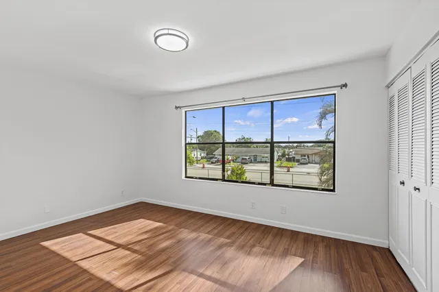 $2,000 | 814 Hill Drive, Unit C, West Palm Beach, FL 33415