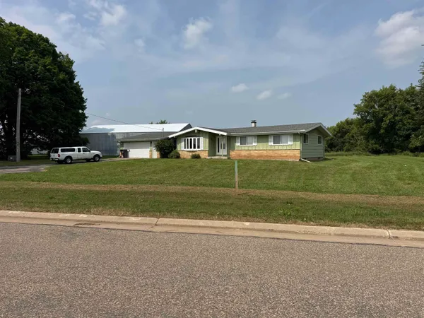 $375,000 | 2333 Runway Drive, Waupaca, WI 54981