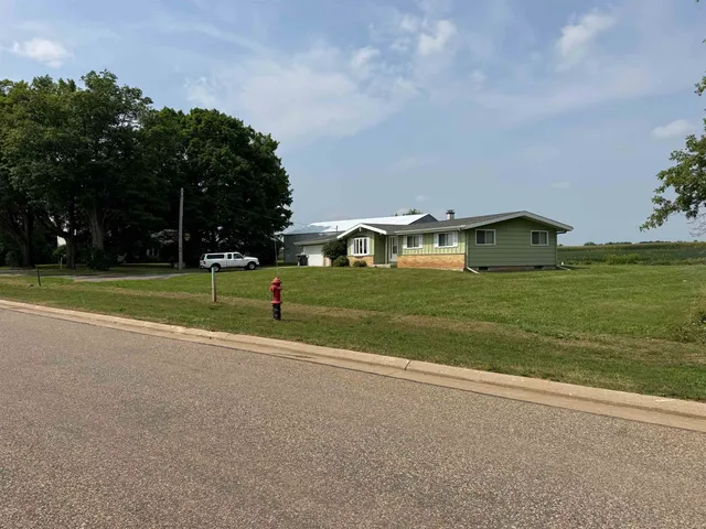 $375,000 | 2333 Runway Drive, Waupaca, WI 54981