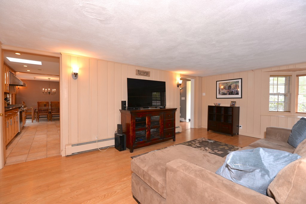 72 Donna Road Framingham, MA 01701 - Photo 16 of 29 Gallery Image 16
