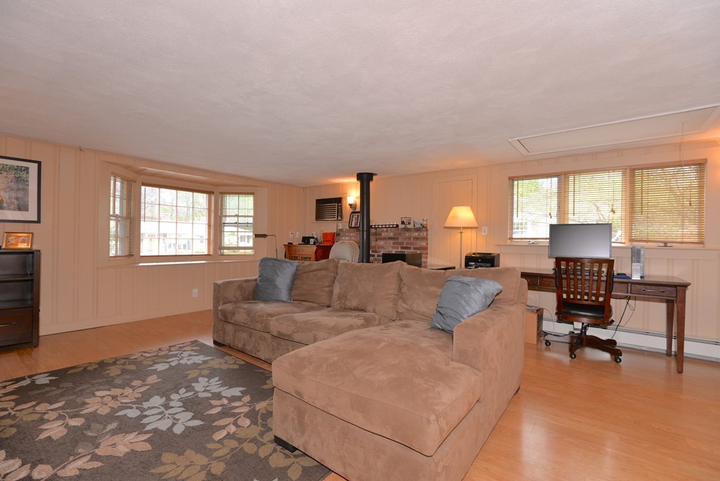 72 Donna Road Framingham, MA 01701 - Photo 18 of 29 Gallery Image 18