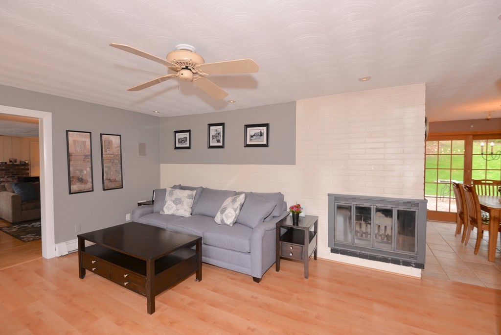 72 Donna Road Framingham, MA 01701 - Photo 5 of 29 Gallery Image 5