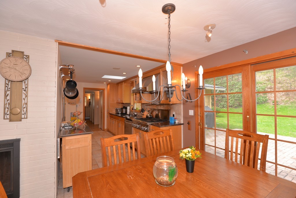 72 Donna Road Framingham, MA 01701 - Photo 8 of 29 Gallery Image 8