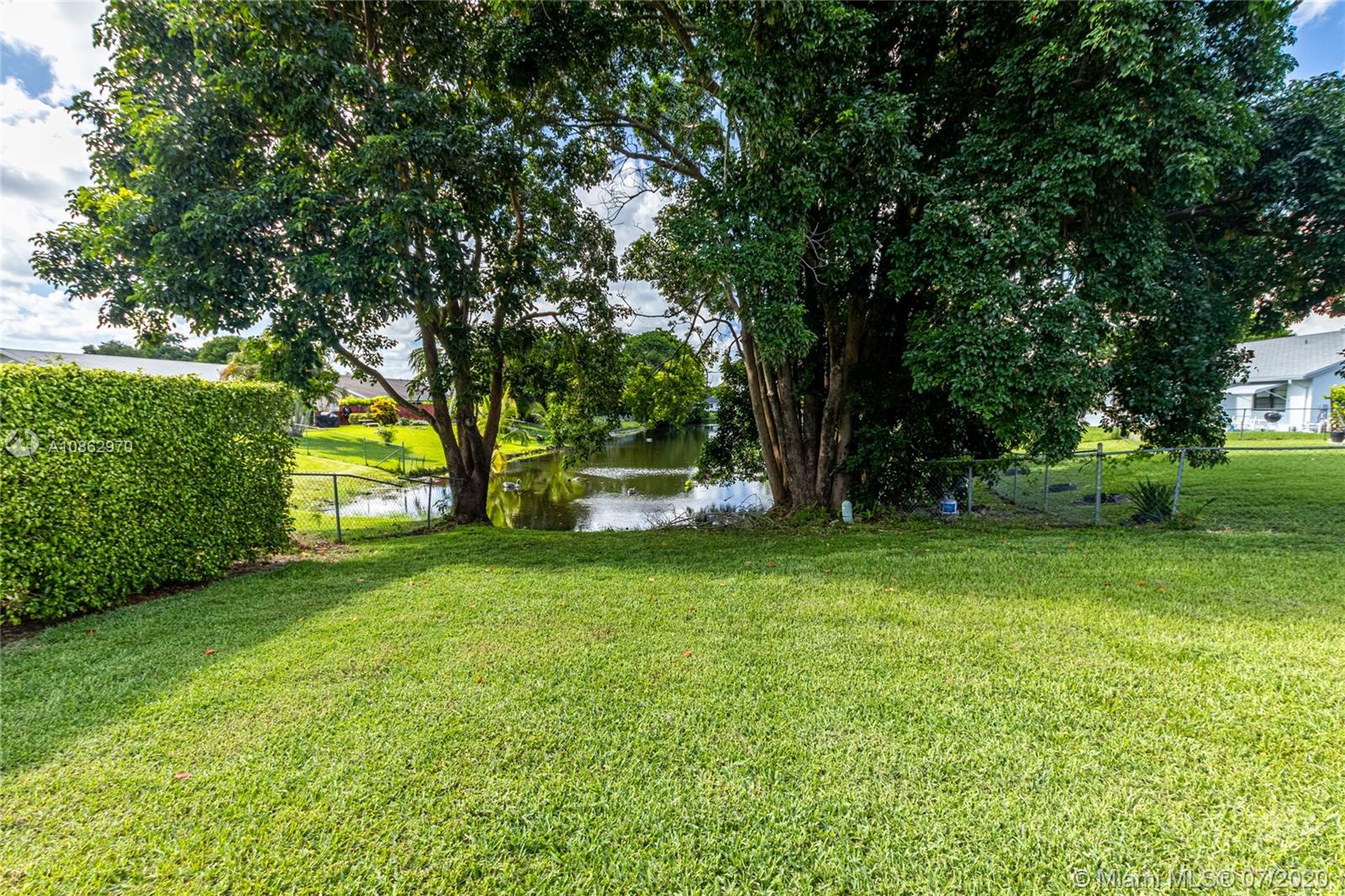19660 Delaware Circle Boca Raton, FL 33434 - Photo 33 of 35