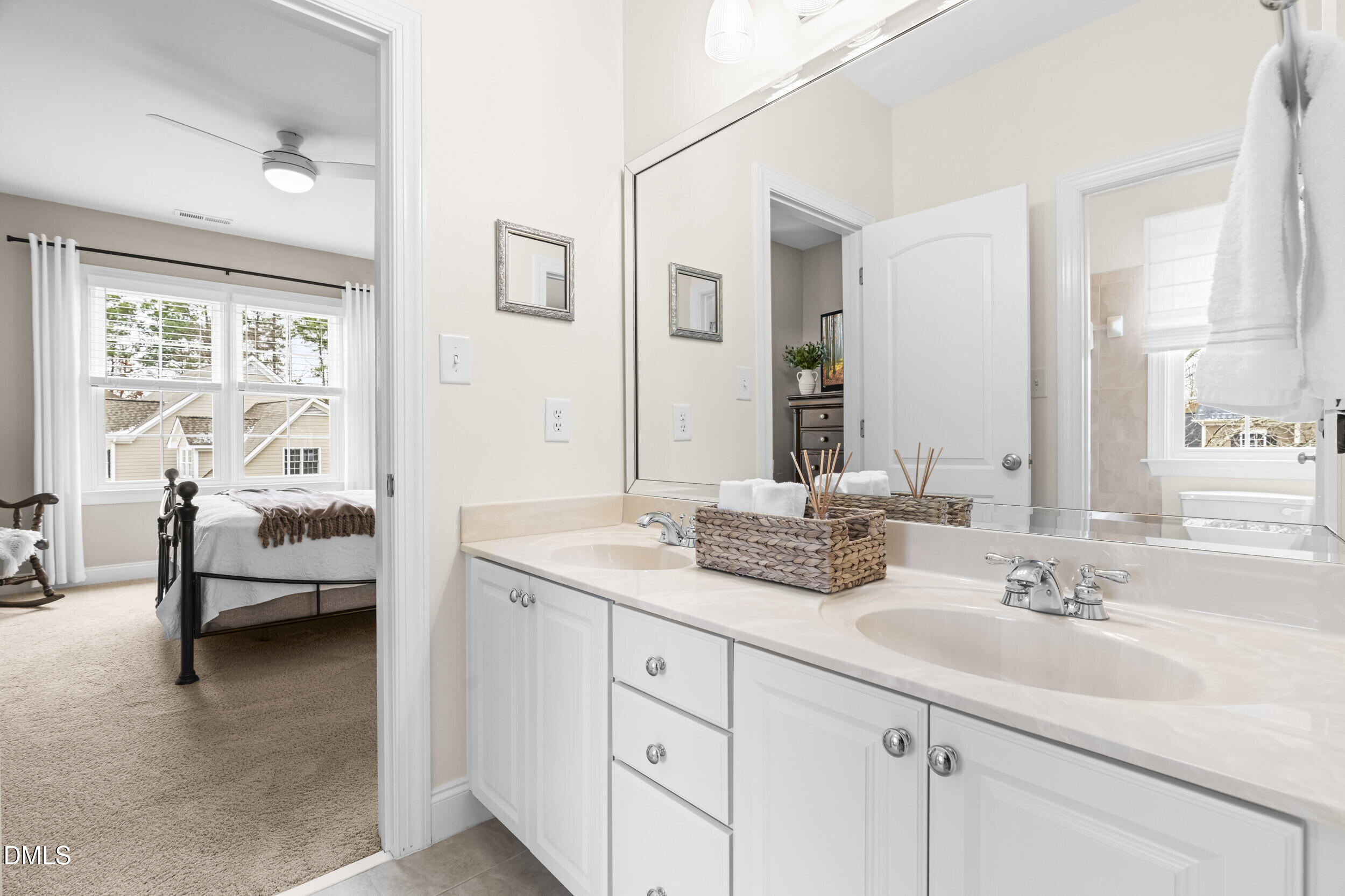 512 Wescott Ridge Drive Holly Springs, NC 27540 - Photo 30 of 49 Jack & Jill Full Bath