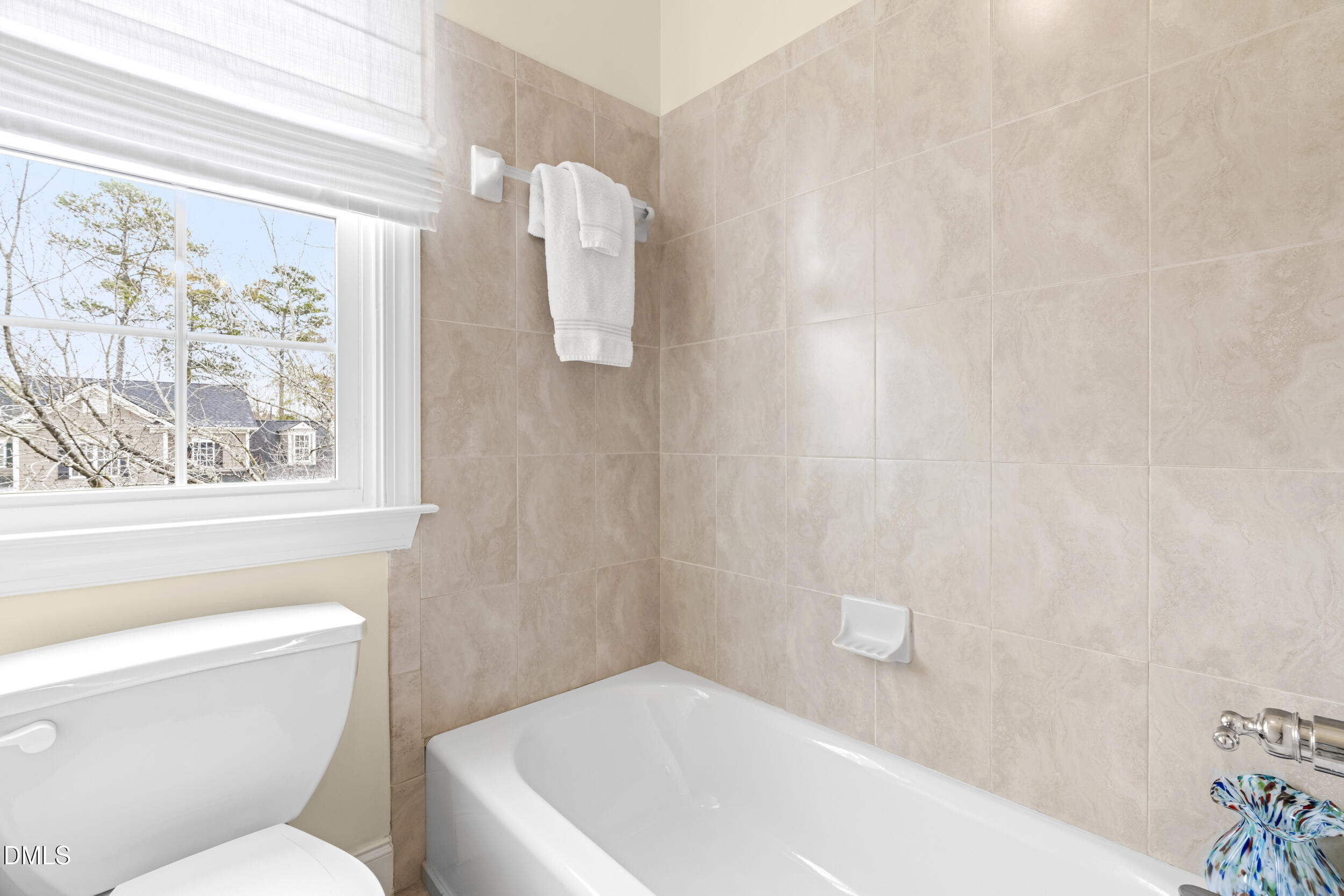 512 Wescott Ridge Drive Holly Springs, NC 27540 - Photo 31 of 49 Jack & Jill Full Bath