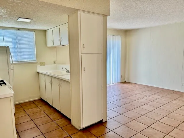 $1,250 | 2610 Salado Street, Unit 112, Austin, TX 78705