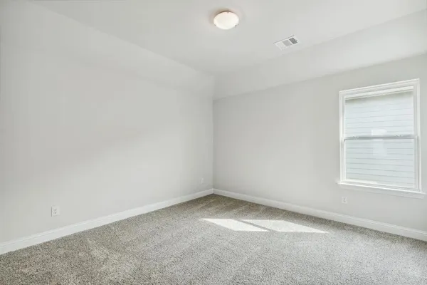 $2,400 | 505 Lana Drive, Seagoville, TX 75159