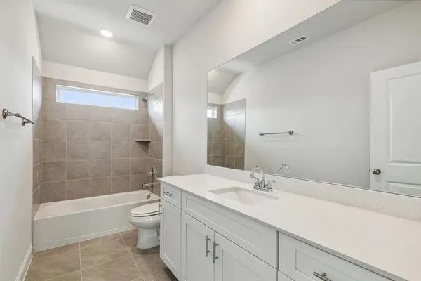 $2,400 | 505 Lana Drive, Seagoville, TX 75159