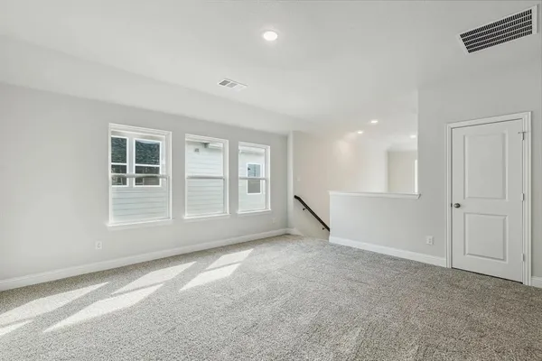 $2,400 | 505 Lana Drive, Seagoville, TX 75159