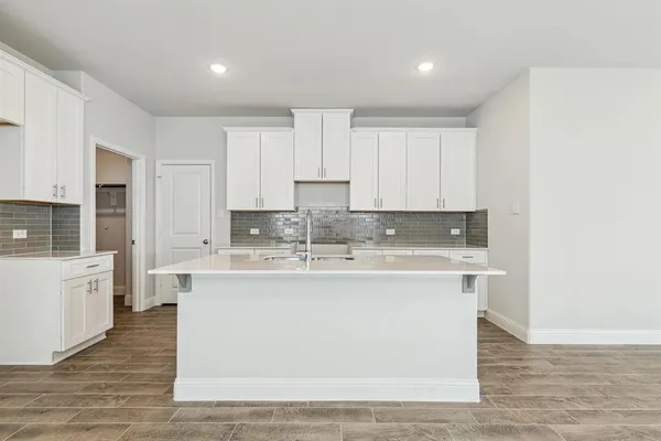 $2,400 | 505 Lana Drive, Seagoville, TX 75159