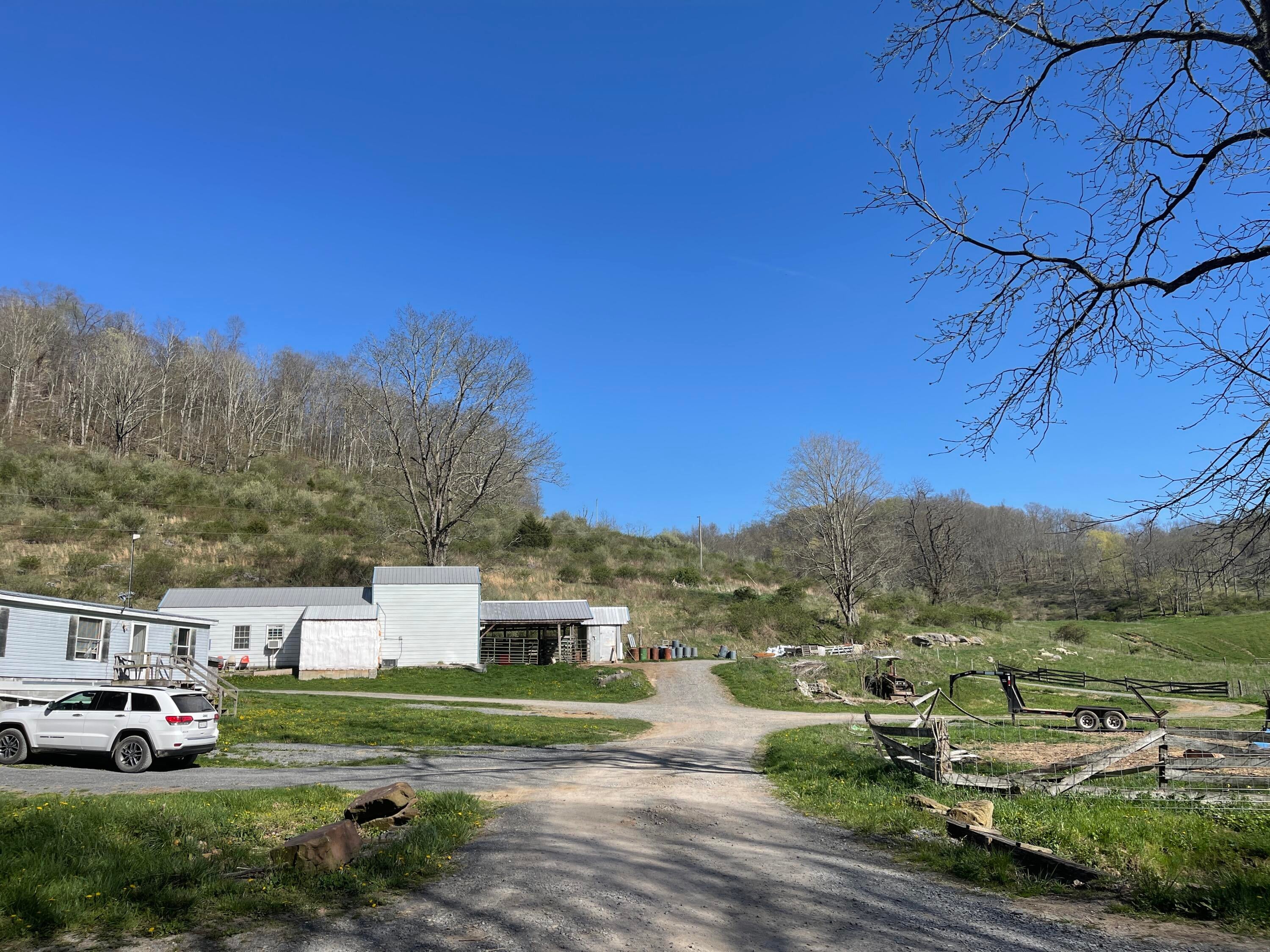 1340 Old Renick Road Renick, WV 24966 - Photo 8 of 53 Gallery Image 8