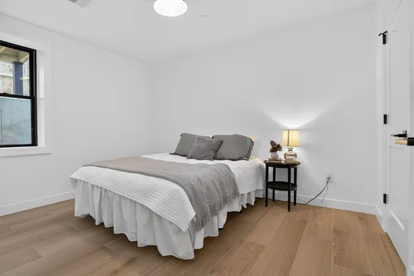 $1,350,000 | 192 Washington Street, Unit R, Somerville, MA 02143