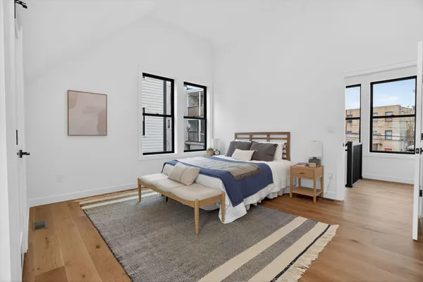 $1,350,000 | 192 Washington Street, Unit R, Somerville, MA 02143