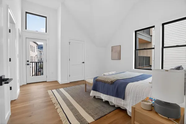 $1,350,000 | 192 Washington Street, Unit R, Somerville, MA 02143