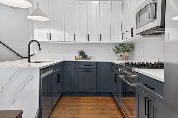$1,350,000 | 192 Washington Street, Unit R, Somerville, MA 02143
