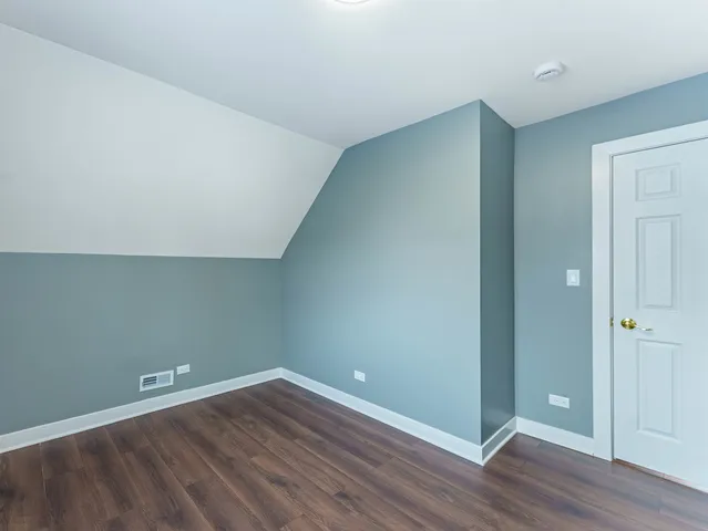 $369,900 | 214 South Prospect Street, Marengo, IL 60152