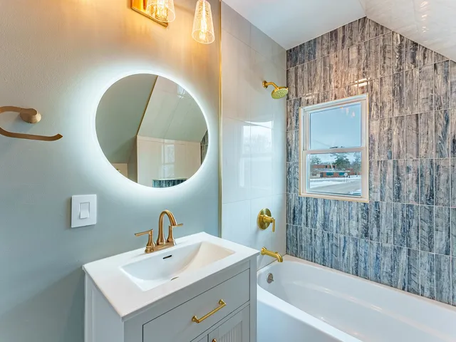 $369,900 | 214 South Prospect Street, Marengo, IL 60152