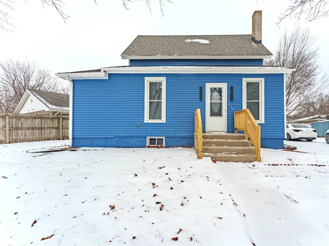 $369,900 | 214 South Prospect Street, Marengo, IL 60152