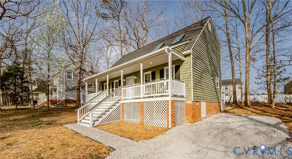 $379,900 | 8801 Pleasant Ridge Road, North Chesterfield, VA 23237