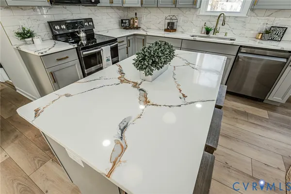 $379,900 | 8801 Pleasant Ridge Road, North Chesterfield, VA 23237