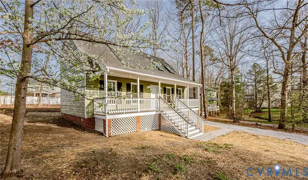 $379,900 | 8801 Pleasant Ridge Road, North Chesterfield, VA 23237