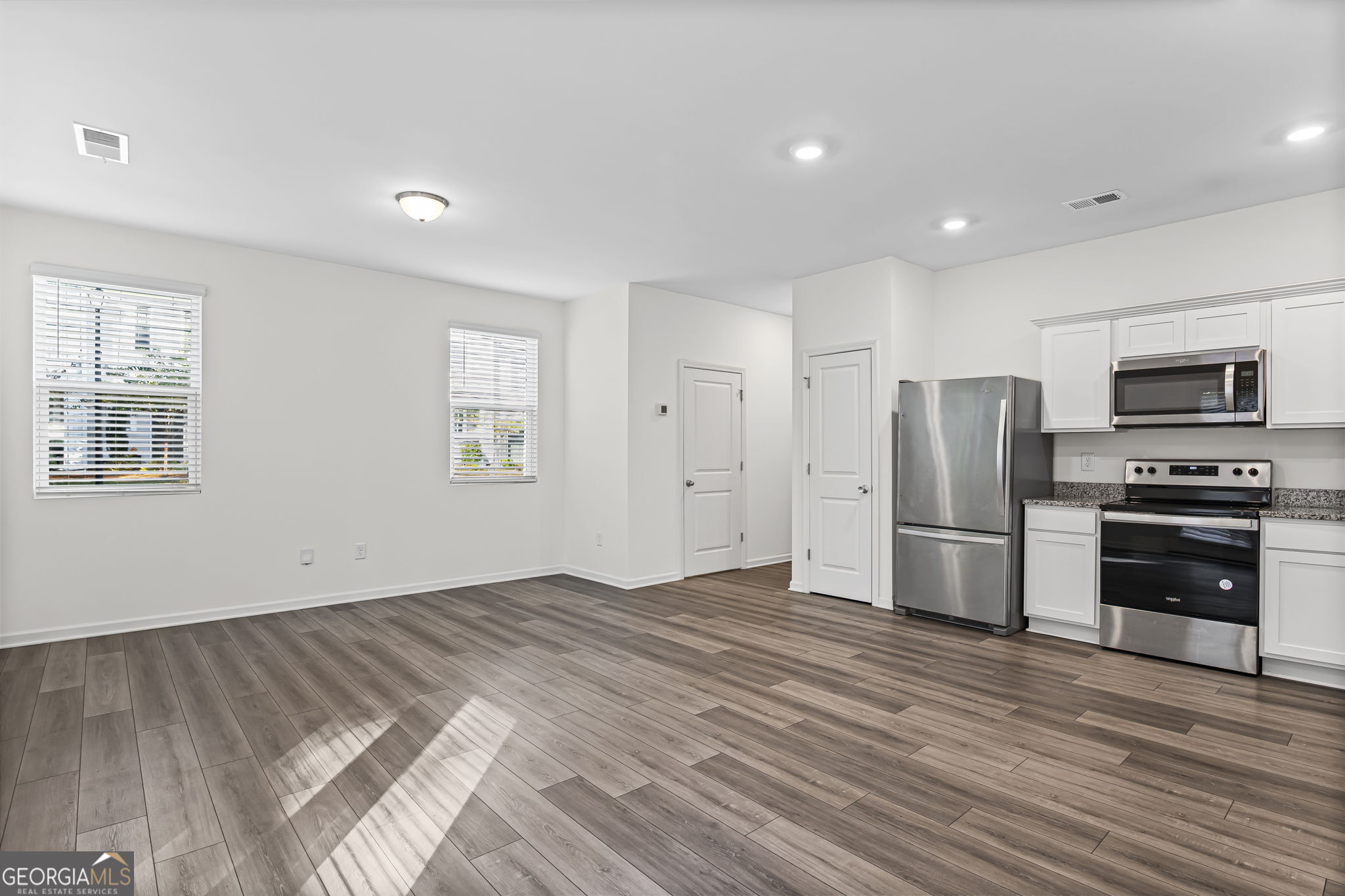 303 Aldgate Way Cartersville, GA 30120 - Photo 8 of 35