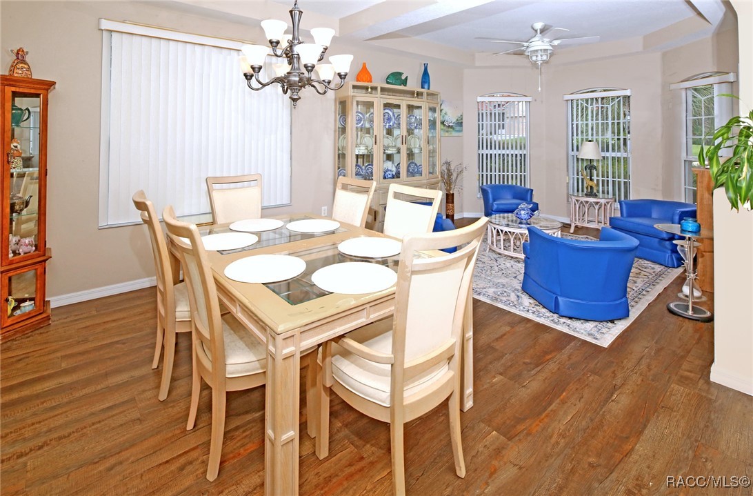 631 West Doerr Path Hernando, FL 34442 - Photo 4 of 48