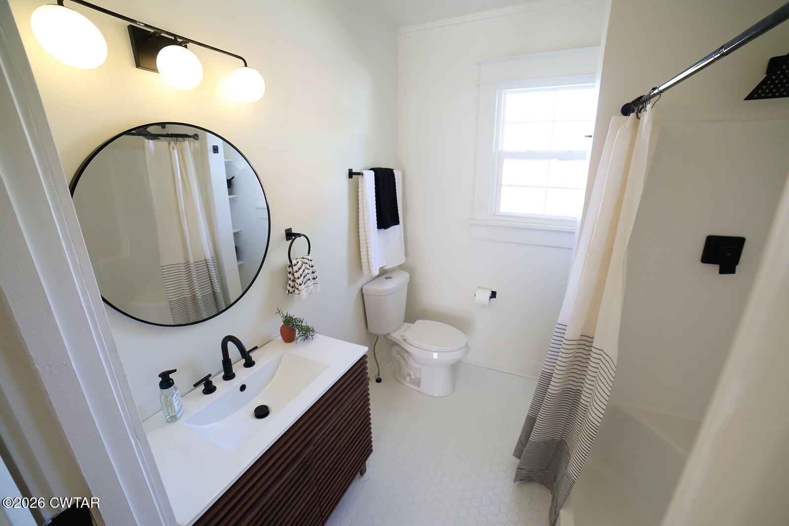 300 Roland Avenue Jackson, TN 38301 - Photo 14 of 24 300 ROLAND-21