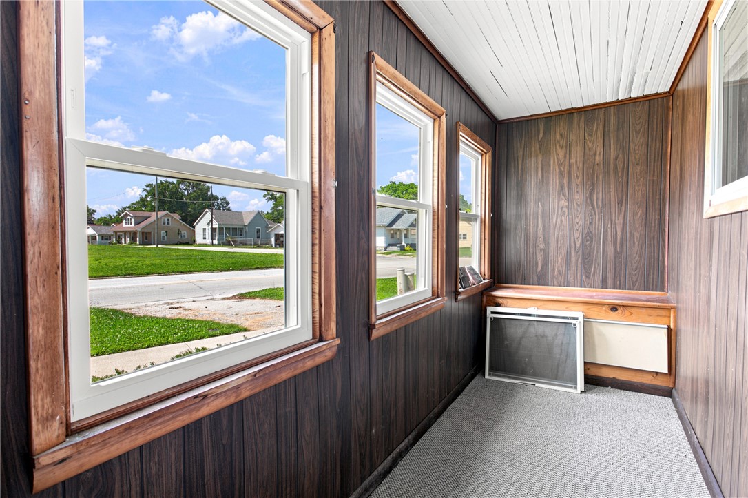 17 West State Street Charleston, IL 61920 - Photo 6 of 24 Gallery Image 6