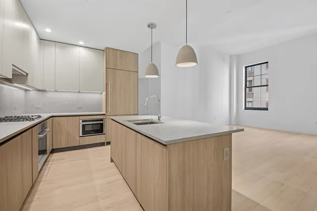 $1,965,000 | 155 Bay Street, Unit 804, Jersey City, NJ 07302