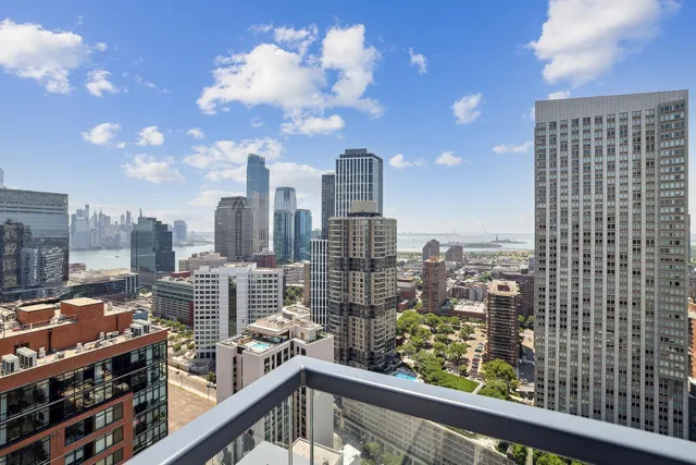 $1,965,000 | 155 Bay Street, Unit 804, Jersey City, NJ 07302