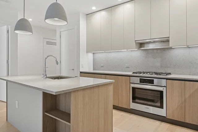 $1,965,000 | 155 Bay Street, Unit 804, Jersey City, NJ 07302