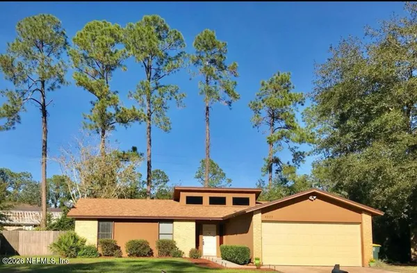 $360,000 | 4235 Queensway Drive, Jacksonville, FL 32257