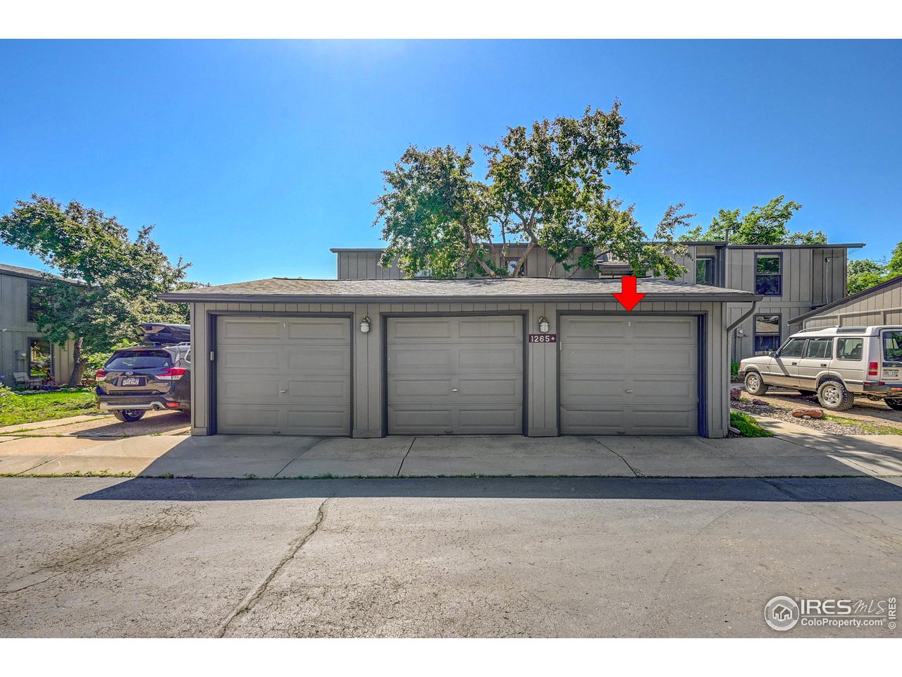 1265 Bear Mountain Drive, Unit B Boulder, CO 80305 - Photo 19 of 24 a view of a garage