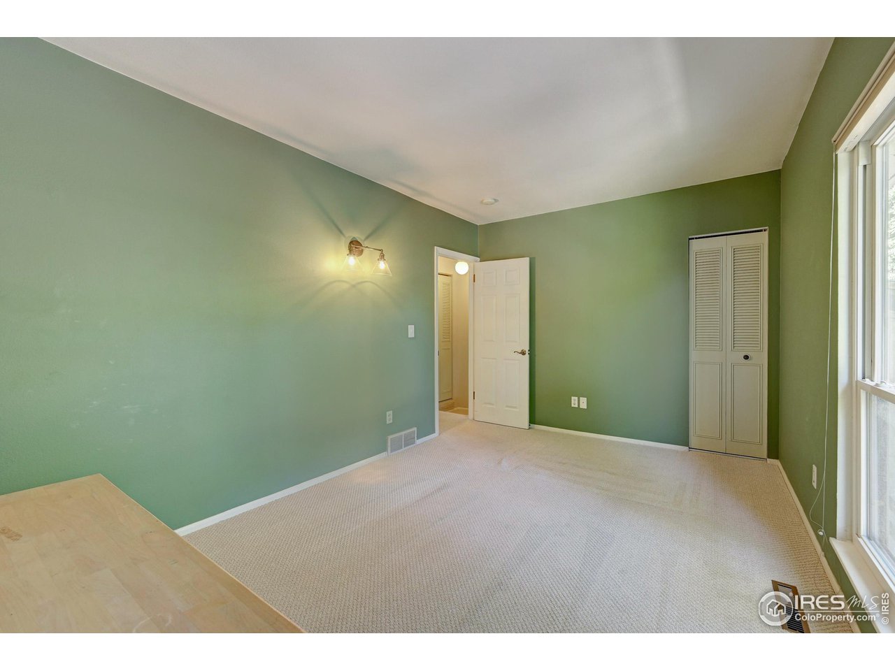 1265 Bear Mountain Drive, Unit B Boulder, CO 80305 - Photo 9 of 24 a view of an empty room