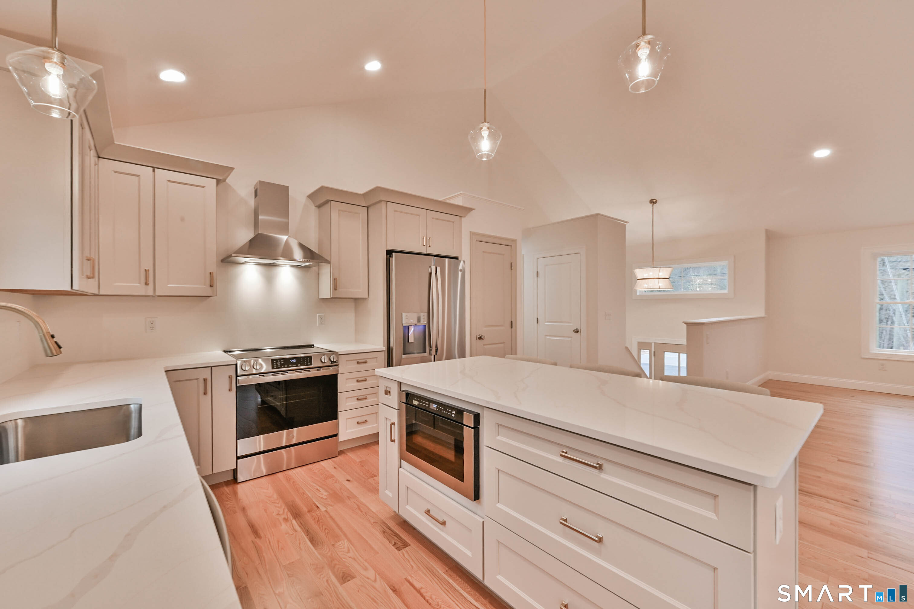 187 Thompson Road Thompson, CT 06277 - Photo 17 of 40