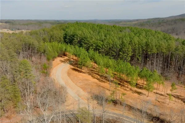 $154,900 | 1089 Smith Road South, Westfield, NC 27053