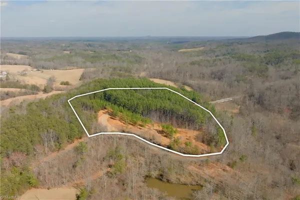 $154,900 | 1089 Smith Road South, Westfield, NC 27053