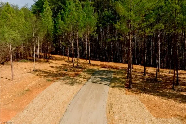 $154,900 | 1089 Smith Road South, Westfield, NC 27053