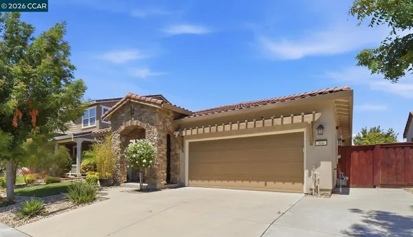 $659,000 | 306 Crimson Circle, Vacaville, CA 95687